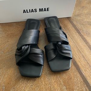 Alias Mae sandals Size 37